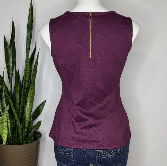 Banana Republic Factory Purple Sleeveless Top - 4 - Picture 2 of 6